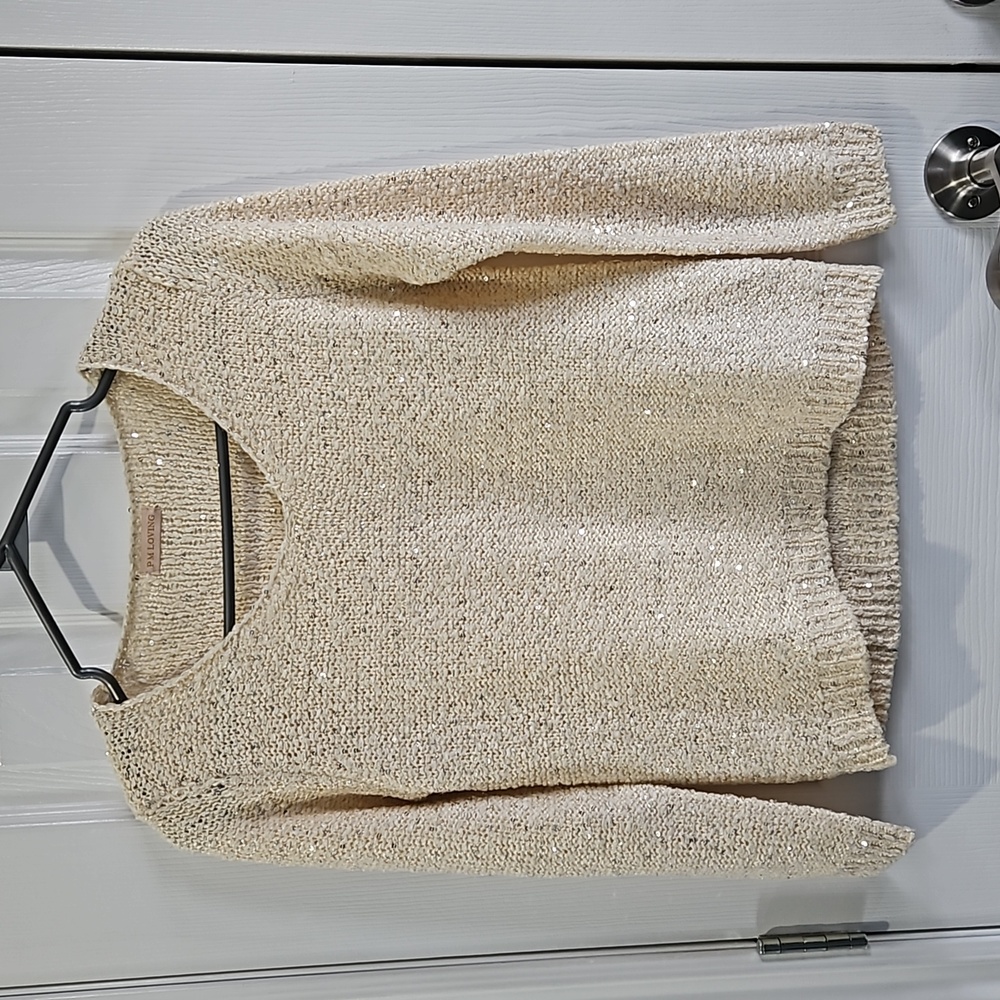 PM Loving top color cream with sequins size xsmall